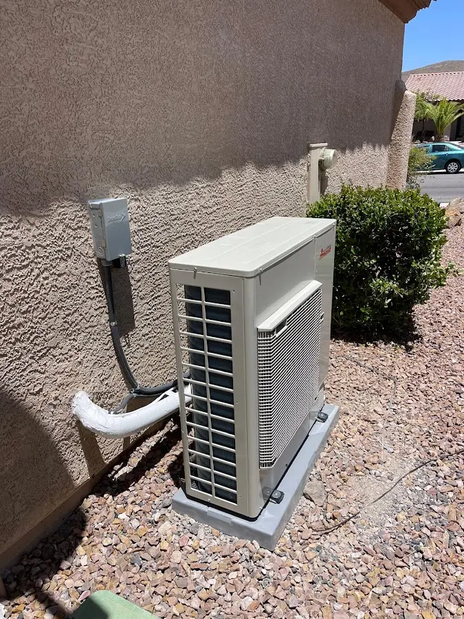 Residential air conditioning condenser unit in Frisco
